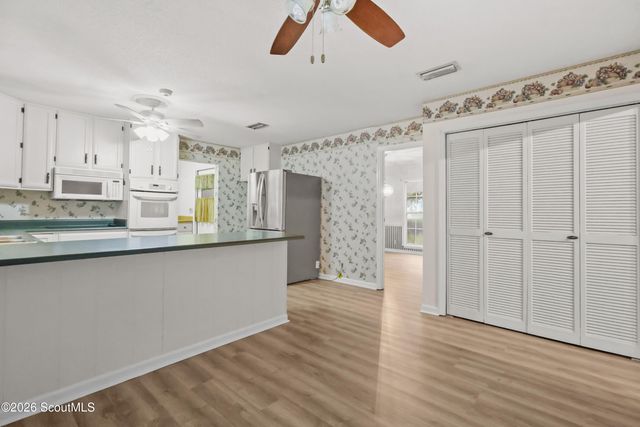 112 Meadows Way, Brunswick, GA 31525