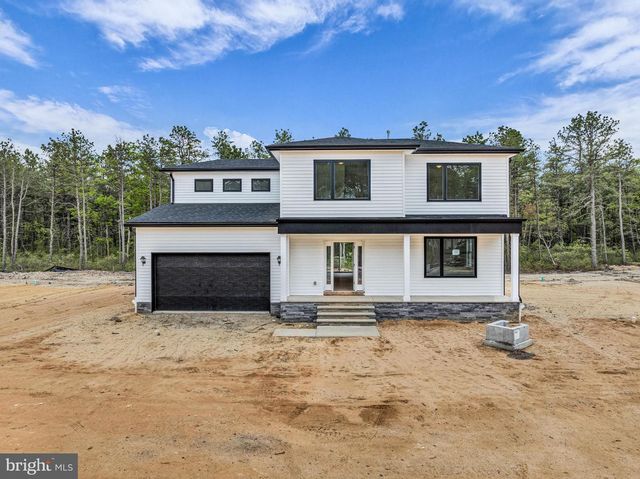 395 SOUTHERN BLVD, Bayville, NJ 08721