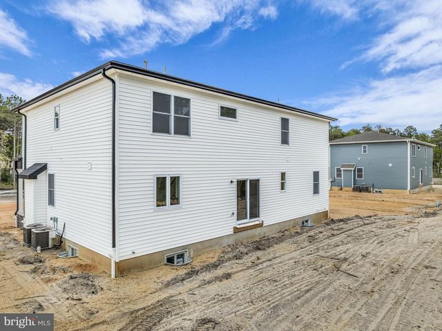 395 SOUTHERN BLVD, Bayville, NJ 08721