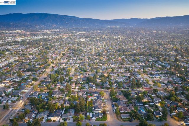 982 Wilson, Campbell, CA 95008