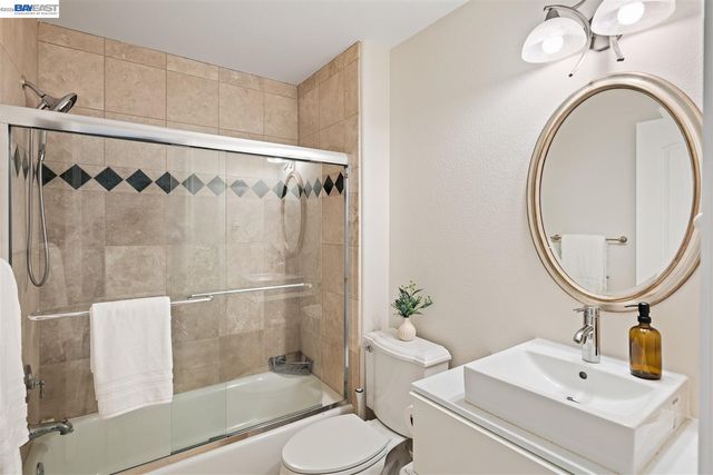 982 Wilson, Campbell, CA 95008