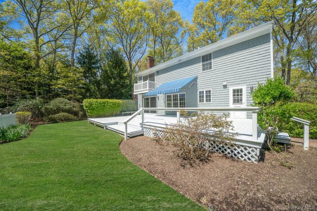 4 Chambord Court, Shoreham, NY 11786