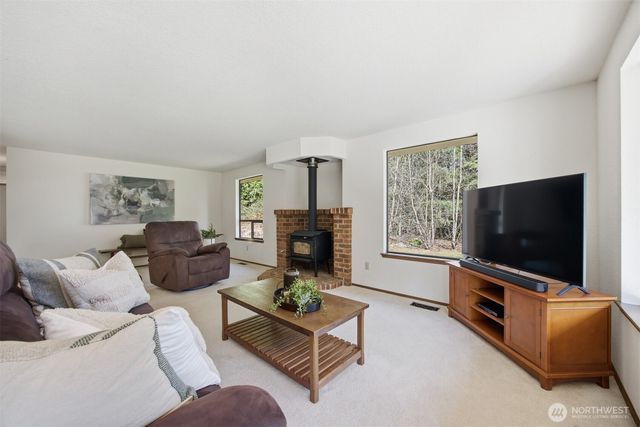 6012 Portal Way, Ferndale, WA 98248