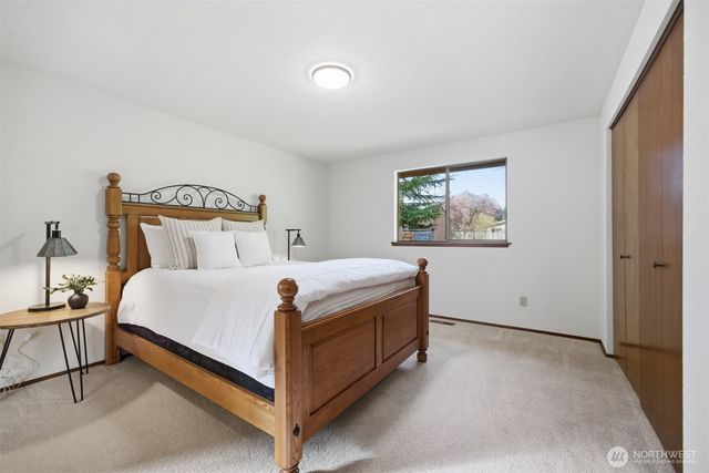 6012 Portal Way, Ferndale, WA 98248