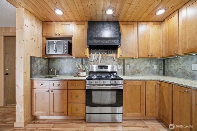 6012 Portal Way, Ferndale, WA 98248