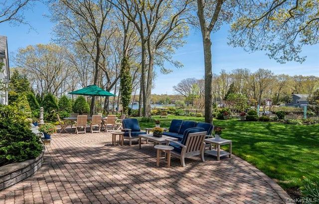 2300 Glenn Road, Southold, NY 11971