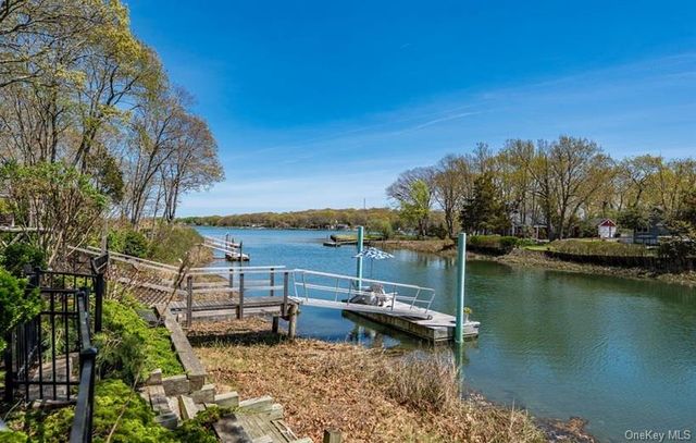 2300 Glenn Road, Southold, NY 11971