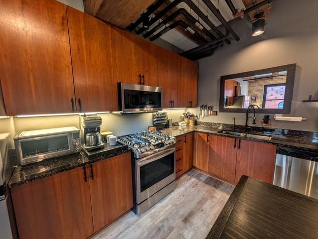 406 Wacouta Street 409, Saint Paul, MN 55101