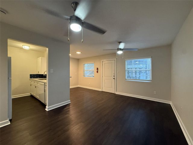 1824 Thonig Road 3, Houston, TX 77055