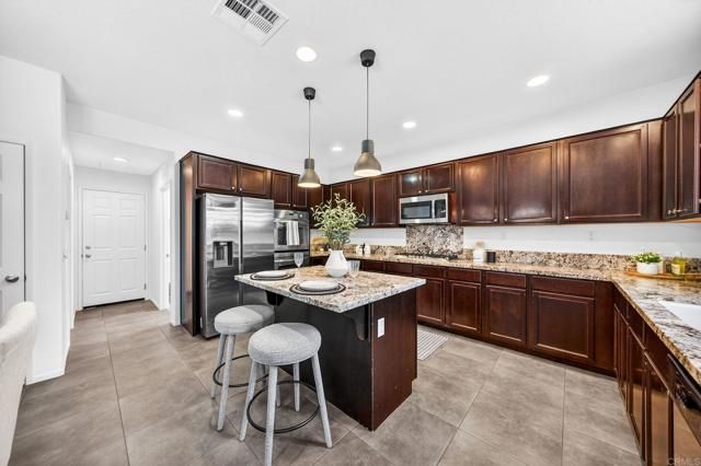 46755 Peach Tree Street, Temecula, CA 92592