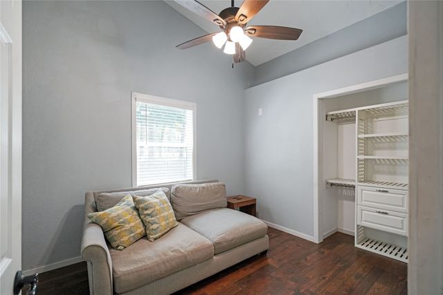 2228 W Holly Trail, Holly Lake Ranch, TX 75765