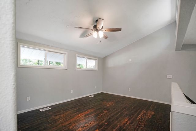 2228 W Holly Trail, Holly Lake Ranch, TX 75765