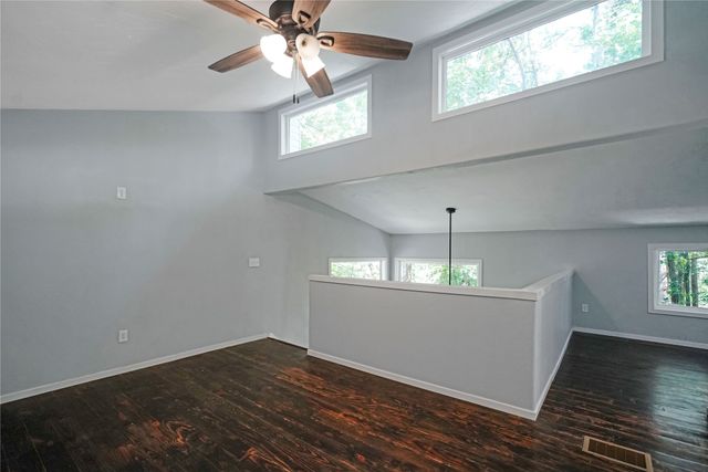 2228 W Holly Trail, Holly Lake Ranch, TX 75765