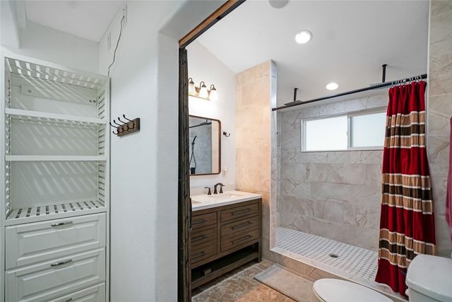 2228 W Holly Trail, Holly Lake Ranch, TX 75765