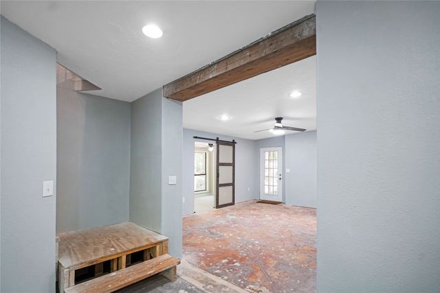 2228 W Holly Trail, Holly Lake Ranch, TX 75765