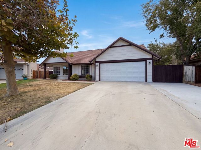 545 Spruce Court, Palmdale, CA 93550