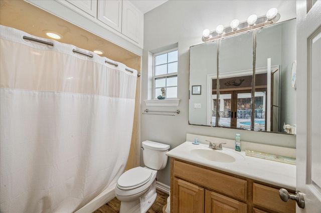 5022 Riverview Drive, Alvin, TX 77511