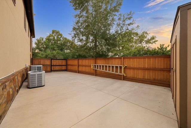 5022 Riverview Drive, Alvin, TX 77511