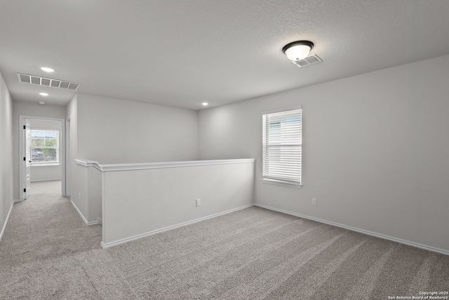 285 W Quill Dr Building 4, San Antonio, TX 78228