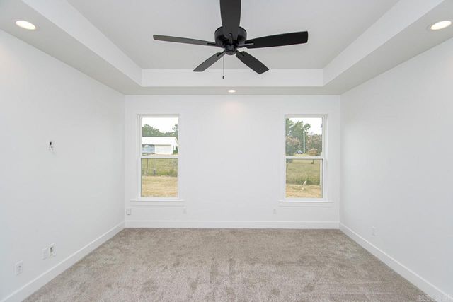 2529 Kara Ln, Bryant, AR 72022