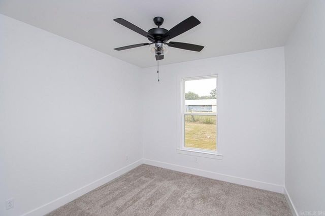 2529 Kara Ln, Bryant, AR 72022