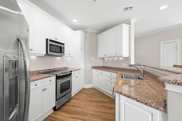 400 Warioto Way Apt 215, Ashland City, TN 37015
