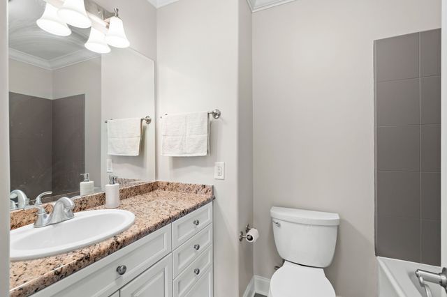 400 Warioto Way Apt 215, Ashland City, TN 37015