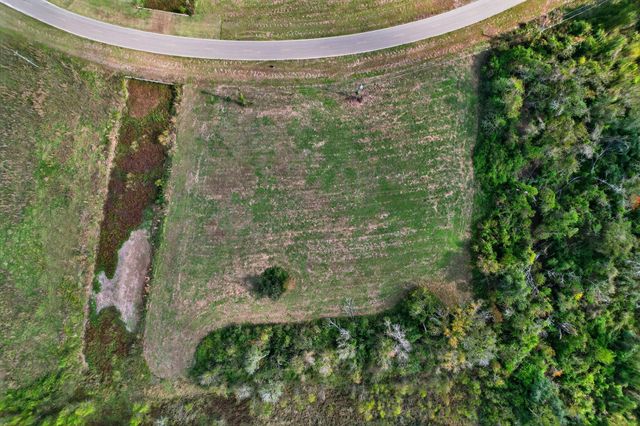 22818 Pittman Drive, Angleton, TX 77515