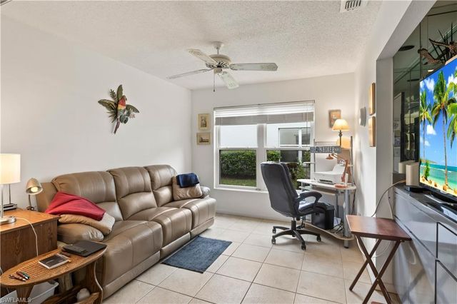 4682 Blackberry DR, Fort Myers, FL 33905