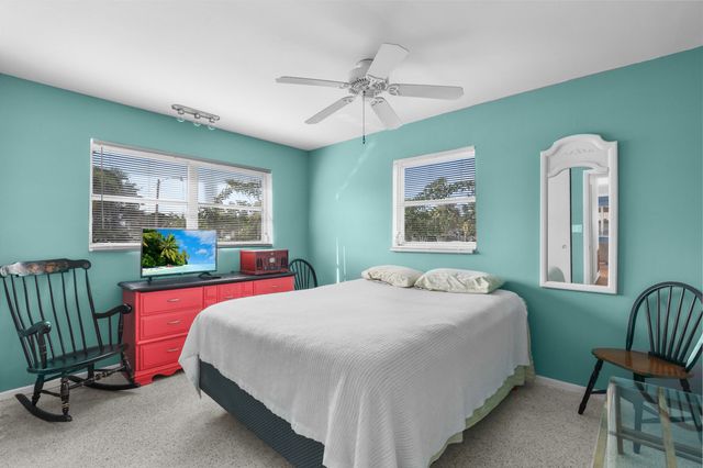 9412 Bellewood Street, Palm Beach Gardens, FL 33410