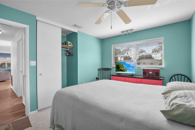 9412 Bellewood Street, Palm Beach Gardens, FL 33410