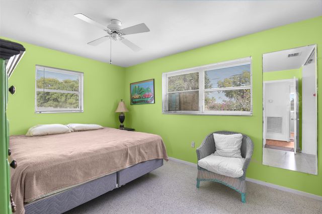 9412 Bellewood Street, Palm Beach Gardens, FL 33410