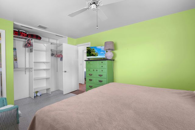 9412 Bellewood Street, Palm Beach Gardens, FL 33410