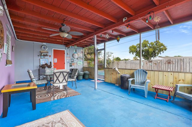 9412 Bellewood Street, Palm Beach Gardens, FL 33410