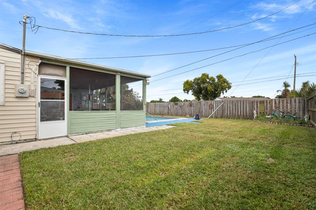 9412 Bellewood Street, Palm Beach Gardens, FL 33410