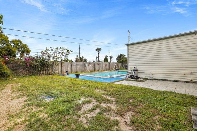 9412 Bellewood Street, Palm Beach Gardens, FL 33410