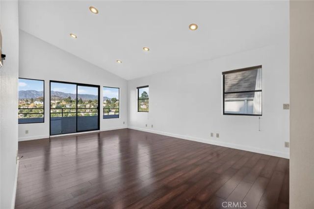 1425 Columbia Dr, Glendale, CA 91205