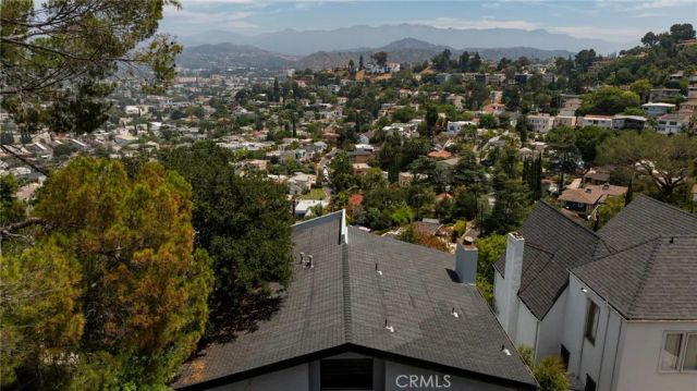 1425 Columbia Dr, Glendale, CA 91205