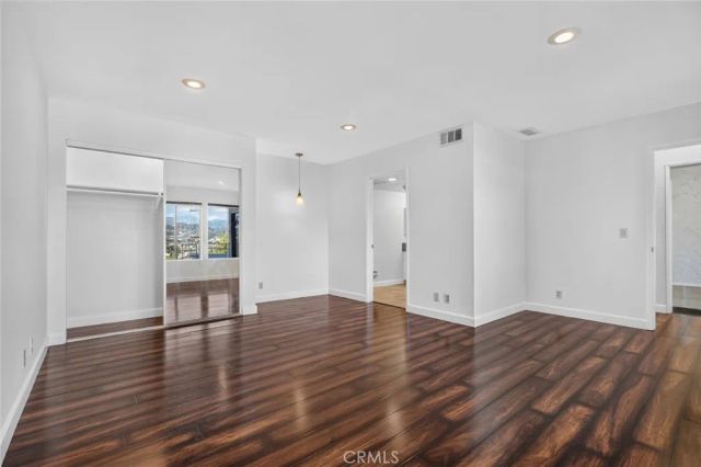 1425 Columbia Dr, Glendale, CA 91205