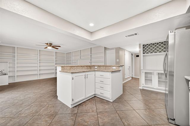 18211 Navajo Trail Drive, Spring, TX 77388