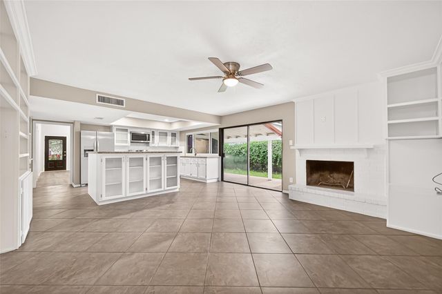 18211 Navajo Trail Drive, Spring, TX 77388