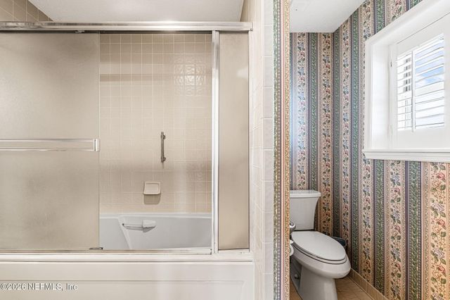 701 BEACH Avenue 201, Atlantic Beach, FL 32233