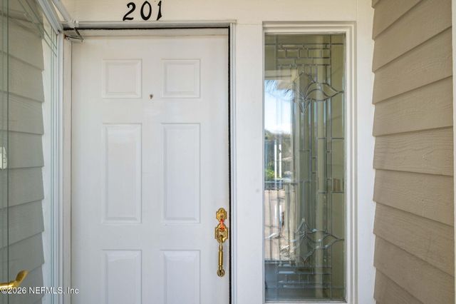 701 BEACH Avenue 201, Atlantic Beach, FL 32233
