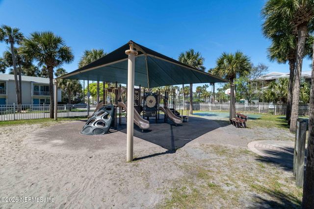 701 BEACH Avenue 201, Atlantic Beach, FL 32233