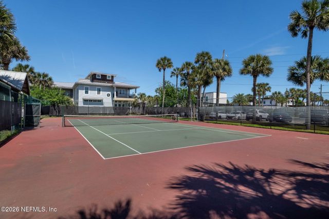 701 BEACH Avenue 201, Atlantic Beach, FL 32233