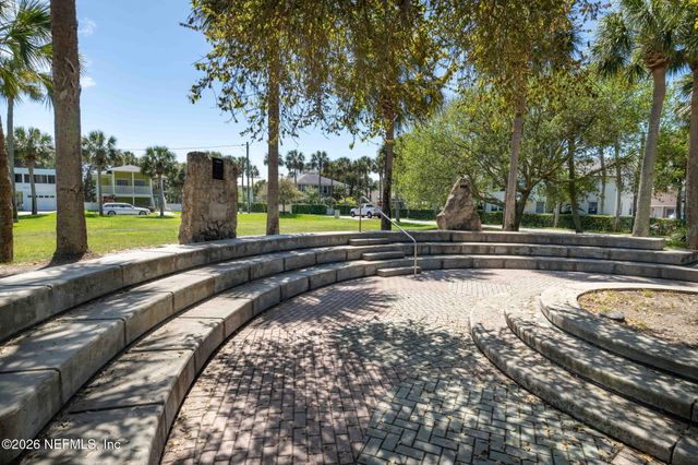 701 BEACH Avenue 201, Atlantic Beach, FL 32233
