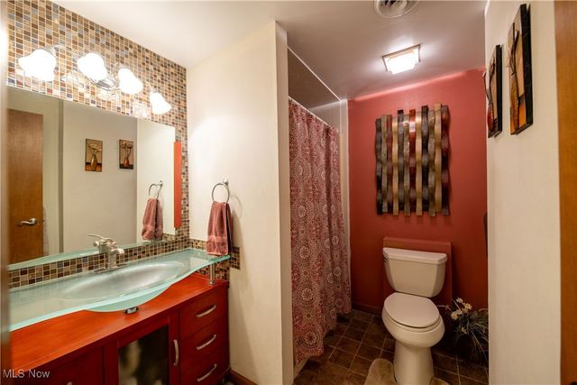 6142 Cheryl Place, Concord, OH 44077