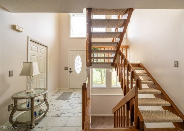 6142 Cheryl Place, Concord, OH 44077