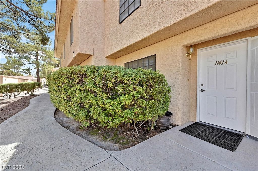 2851 South Valley View Boulevard 1141A, Las Vegas, NV 89102 — photo 2