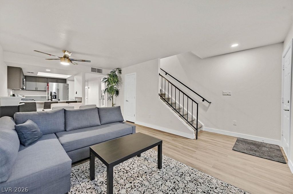 2851 South Valley View Boulevard 1141A, Las Vegas, NV 89102 — photo 3